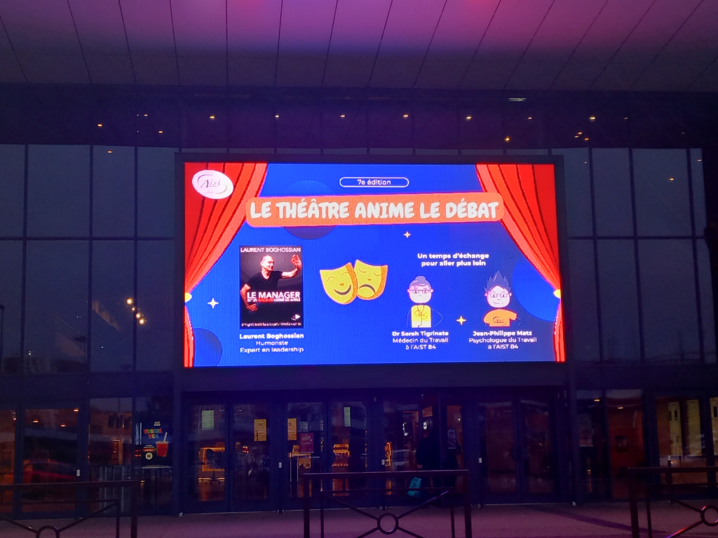 Théâtre anime le débat : une nouvelle façon de sensibiliser aux risques psychosociaux